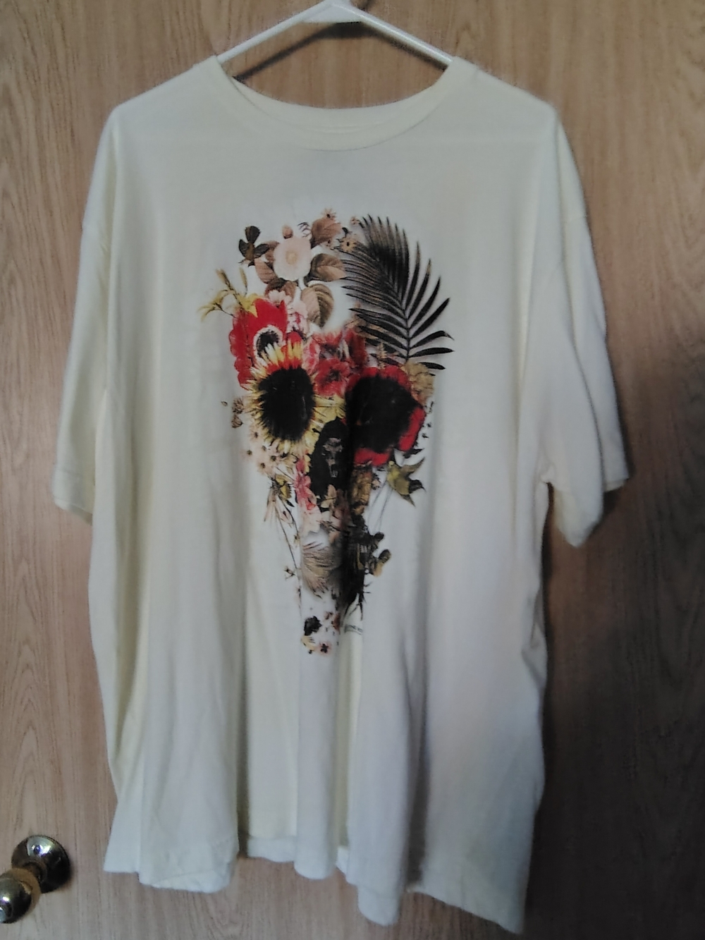 2XL The Mountain Garden Skull Light shirt
